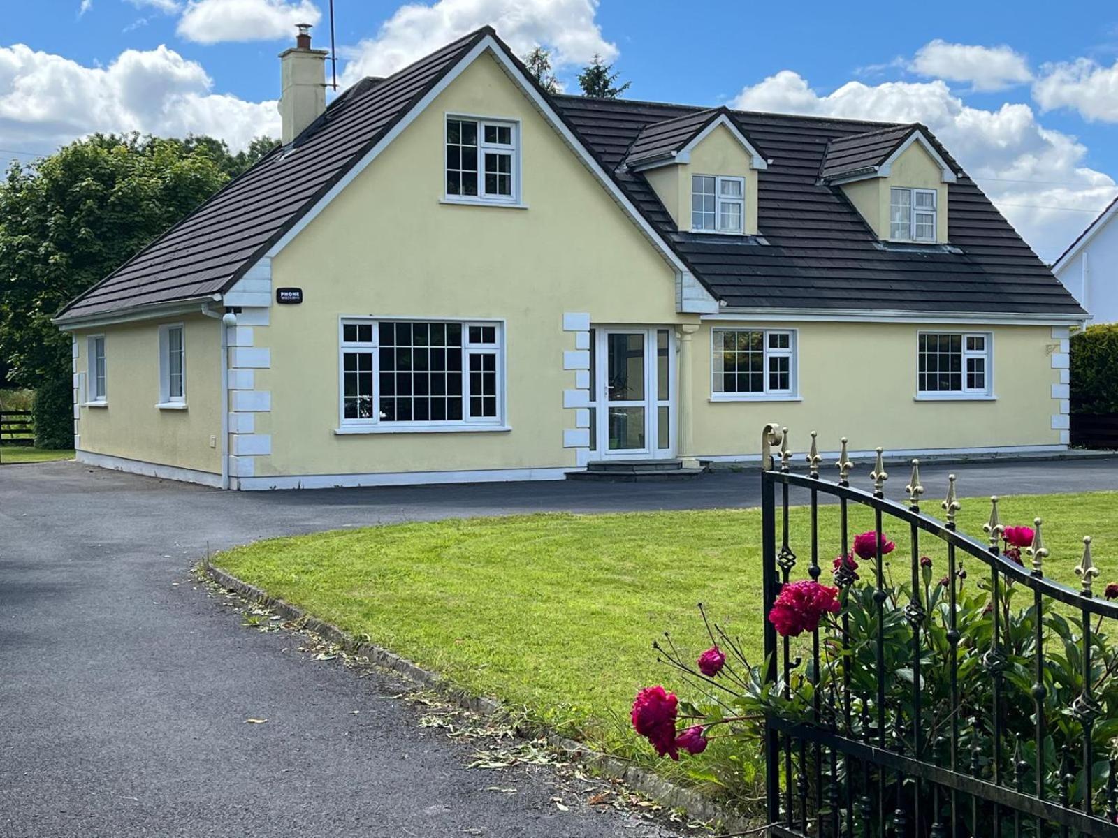 Oughterard Homeshare Killarone 外观 照片